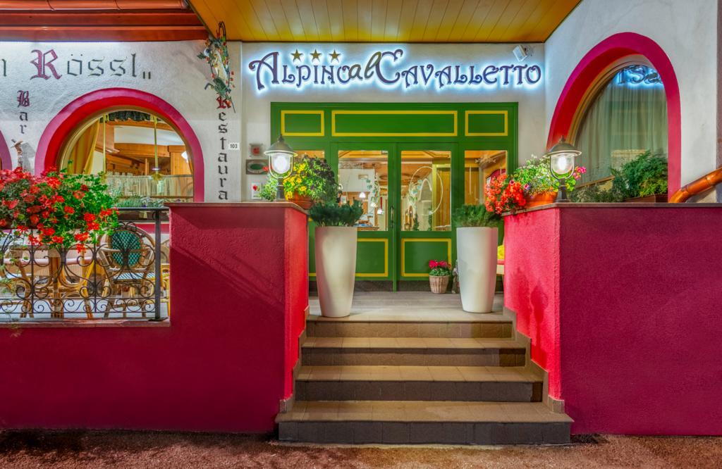 Hotel Alpino Al Cavalletto Canazei Kültér fotó